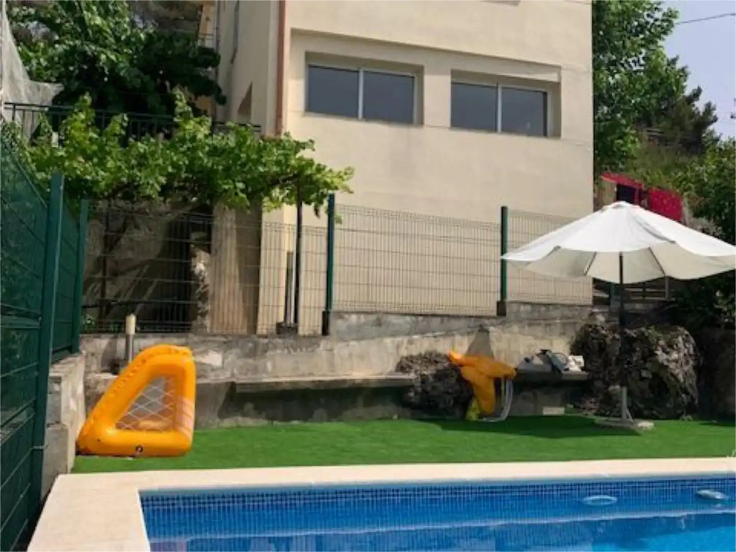 Pis en venda a Urbanització Safari, Gelida Piscina de Pis en venda en Gelida amb Calefacció, Jardí privat i Terrassa