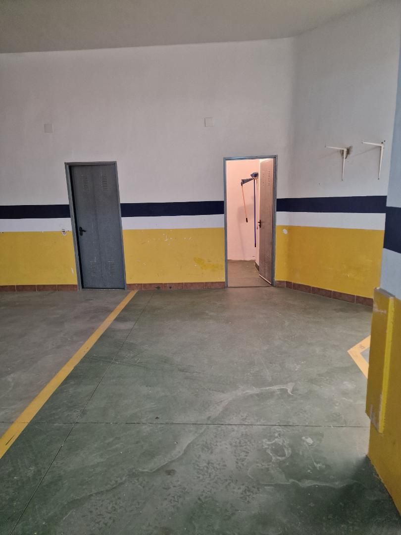 Garage zur Miete in Lújar