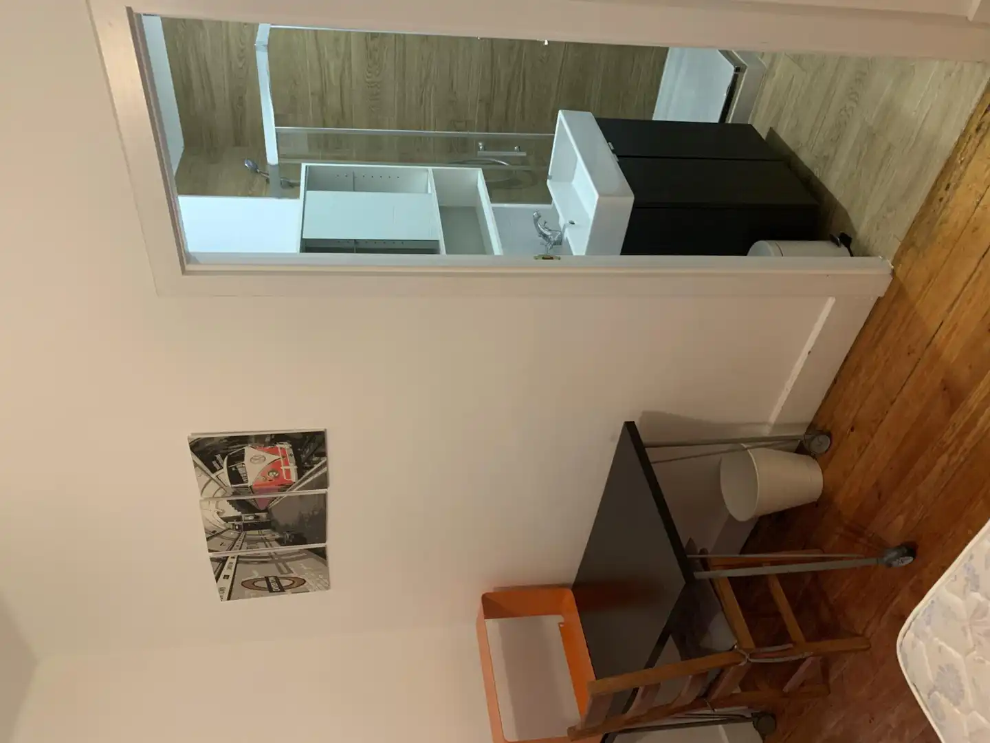 Room in Rúa do Marqués de Valladares, 11, Centro - Areal Flat for share in Vigo with Heating and Furnished