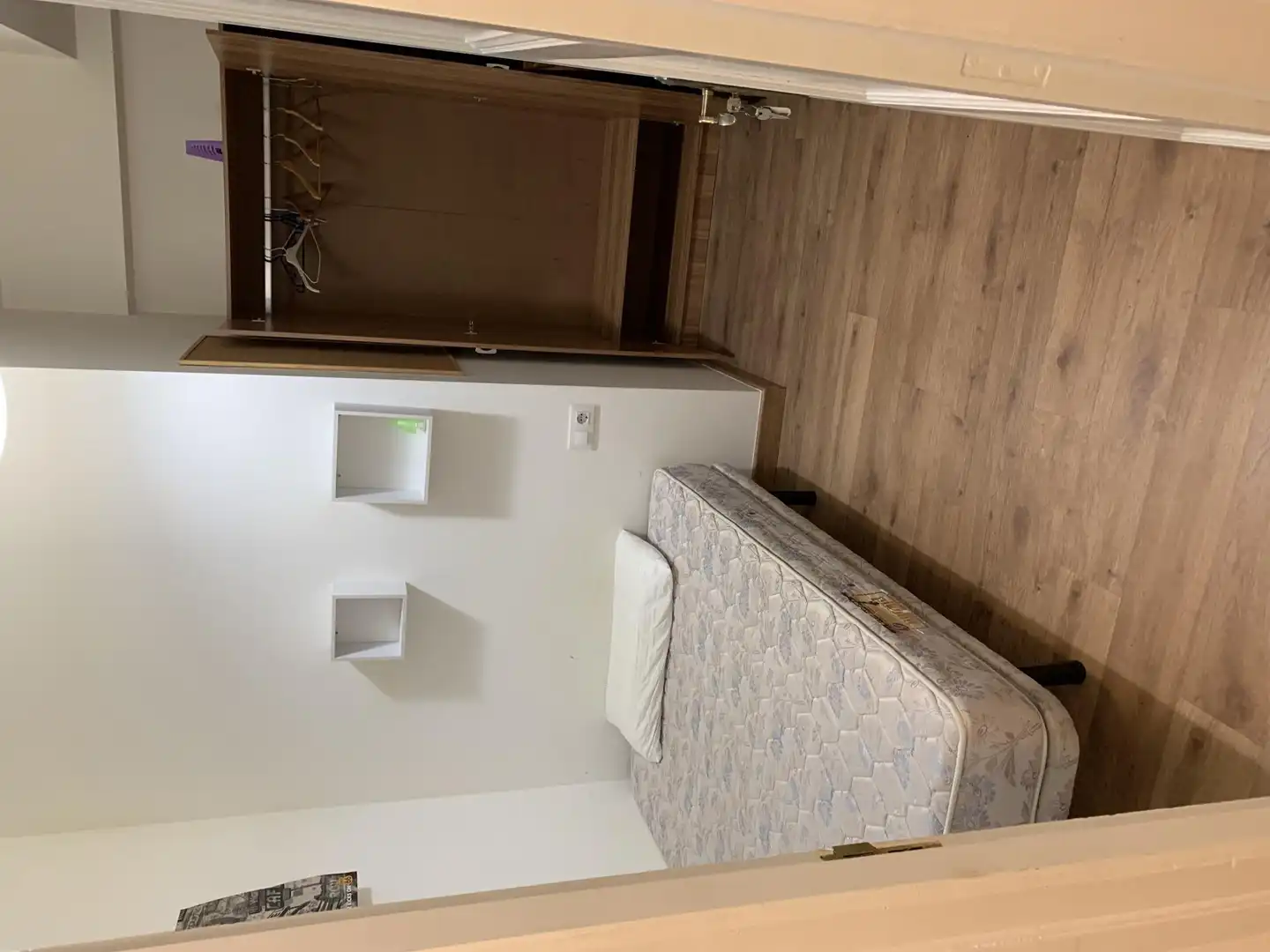 Room in Rúa do Marqués de Valladares, 11, Centro - Areal Bedroom of Flat for share in Vigo with Heating and Furnished