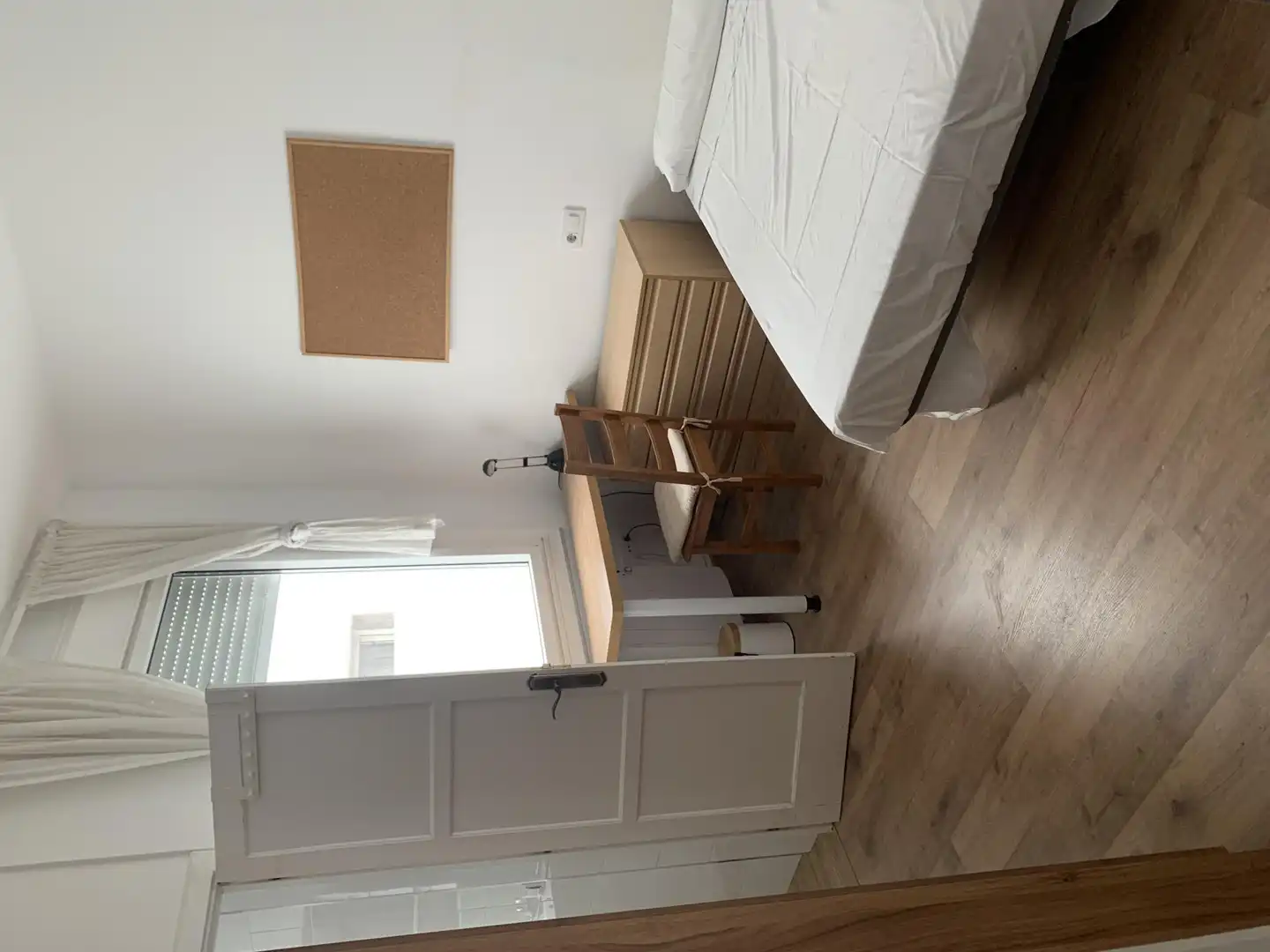 Room in Rúa do Marqués de Valladares, 11, Centro - Areal Bedroom of Flat for share in Vigo with Heating and Furnished