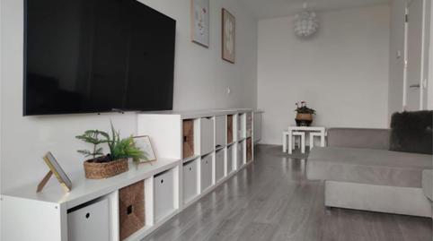 Piso en venta en Calle Pilar Bellosillo, 8, El Cañaveral, Madrid Capital - imagen 4 Foto 4 de Piso en venta en Calle Pilar Bellosillo, 8, El Cañaveral, Madrid Capital