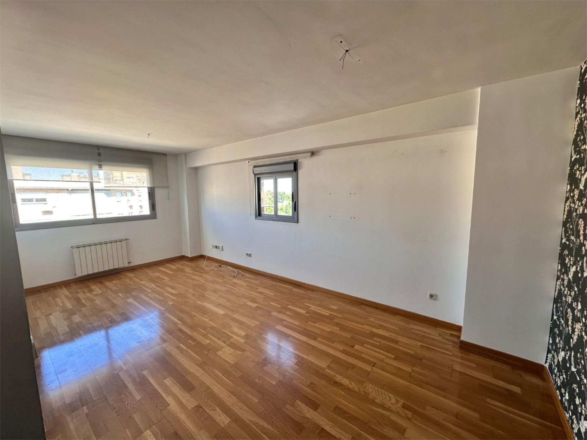 Piso en venta en Calle de Polán, 2, Abrantes Habitación de Piso en venta en Madrid Capital con Aire acondicionado, Calefacción y Trastero