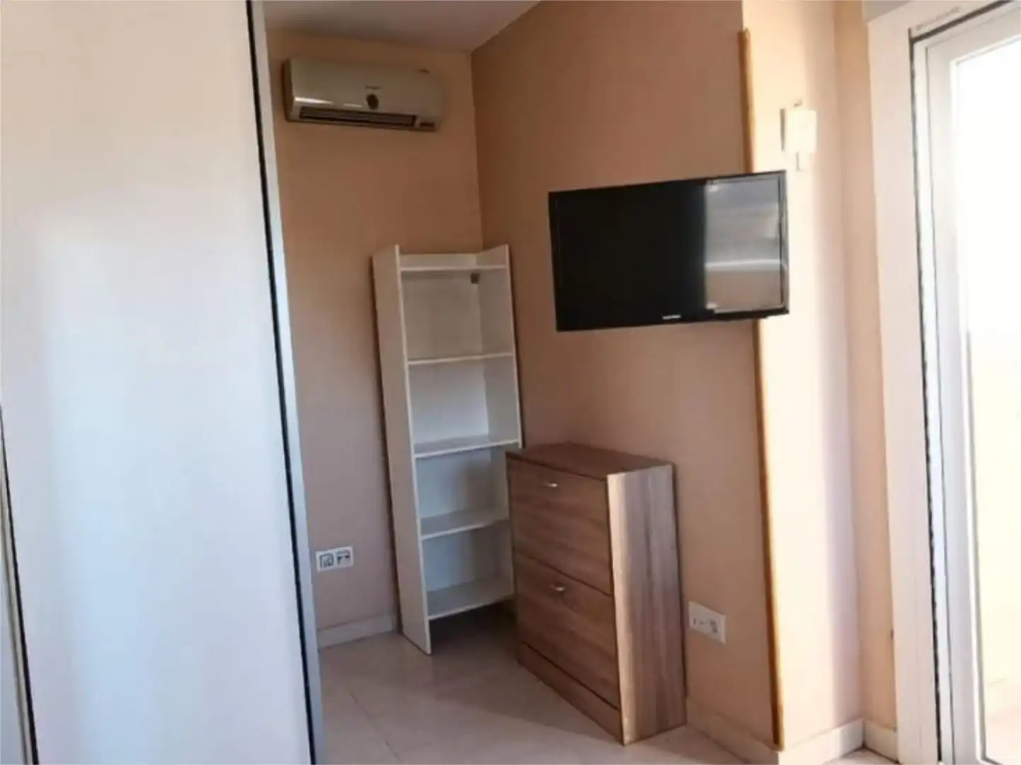 Habitación de Dúplex en venta en Torrevieja con Aire acondicionado, Terraza y Piscina