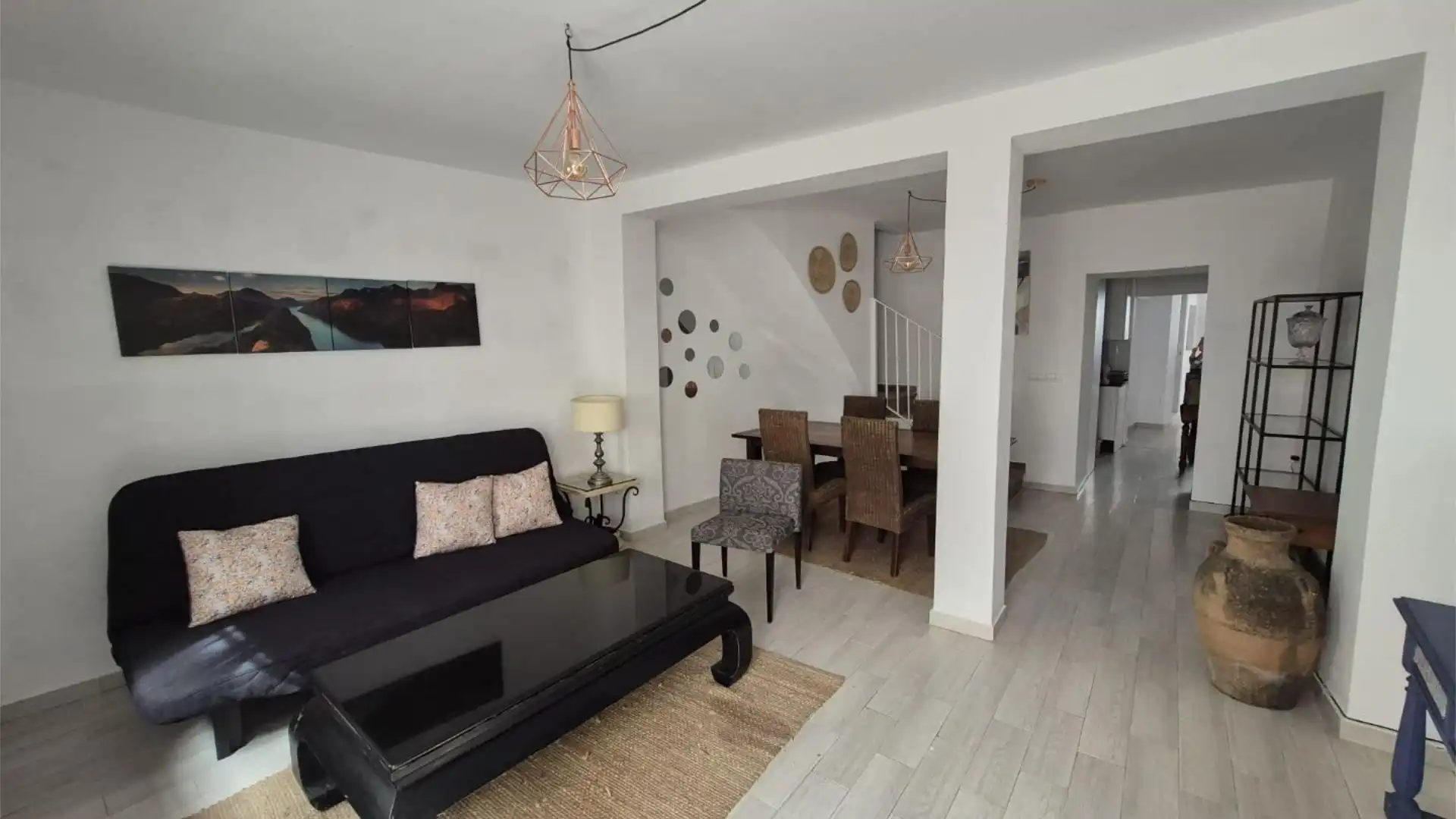 Casa o chalet en venta en Calle Albaicín, 29, Coín Sala de estar de Casa o chalet en venta en Coín con Calefacción, Jardín privado y Terraza