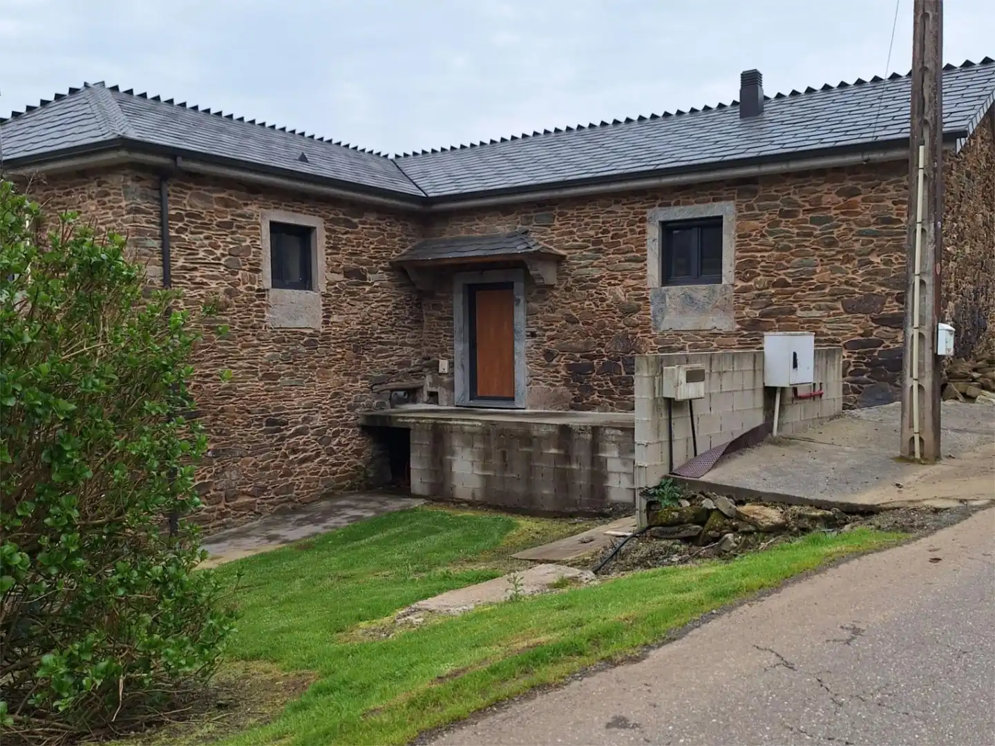 Casa o xalet en venda a Lugar Susloureiros, 1, Cerdido Vista exterior de Casa o xalet en venda en Cerdido amb Jardí privat, Terrassa i Piscina
