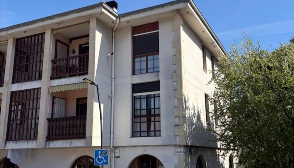 Piso en venta en Calle Camino Real, 165, Cartes, Cantabria - imagen 1 Foto 1 de Piso en venta en Calle Camino Real, 165, Cartes, Cantabria