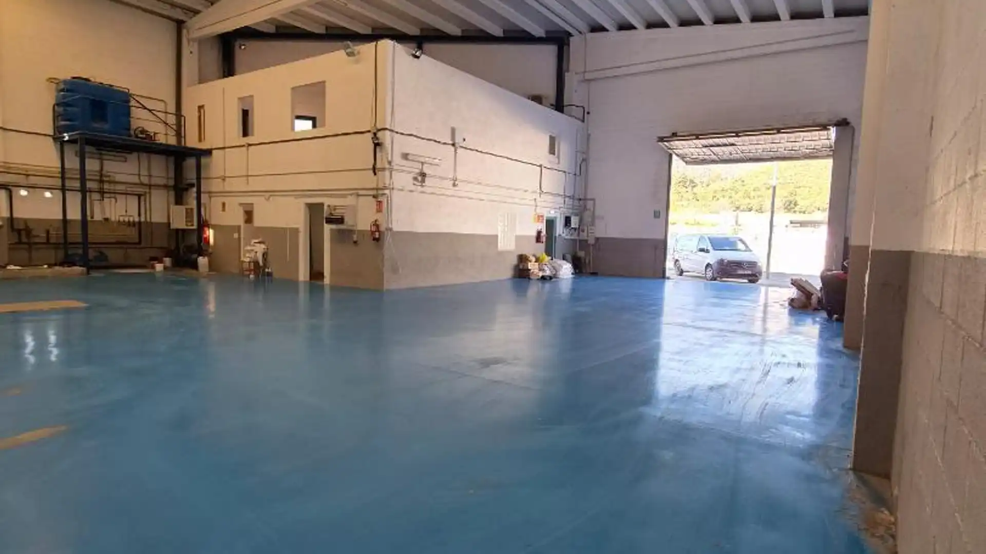 Local de lloguer en Alcover amb Aire condicionat