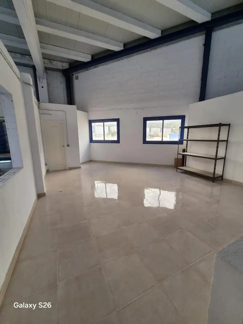 Commercial properties for rent in Carrer de la Tramuntana, 10, Alcover Commercial properties for rent in Alcover with Air Conditioner