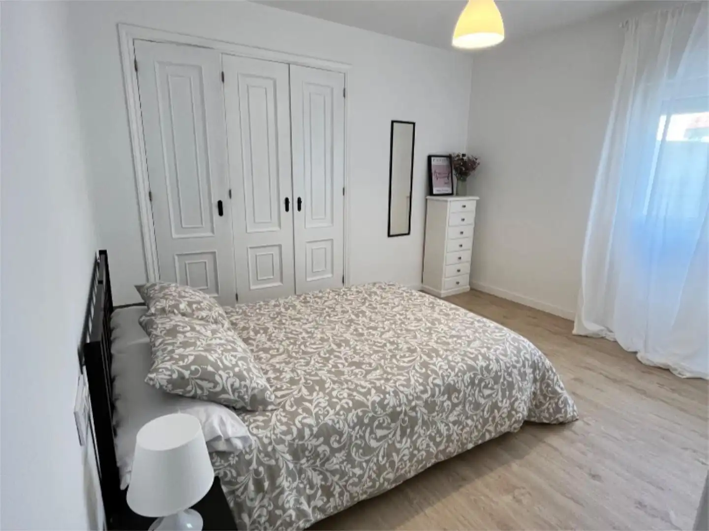 Habitación de Piso en venta en Sanxenxo con Amueblado y Balcón