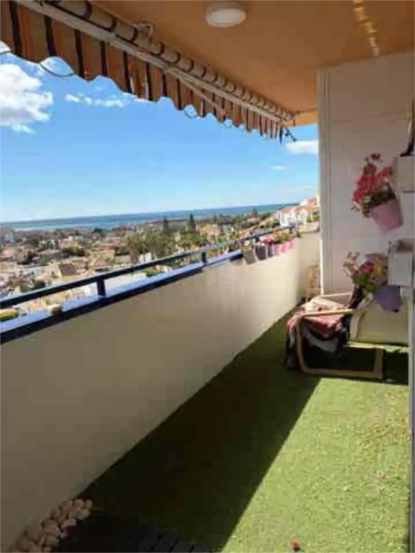 Piso en venta en Cotomar Terraza de Piso en venta en Rincón de la Victoria