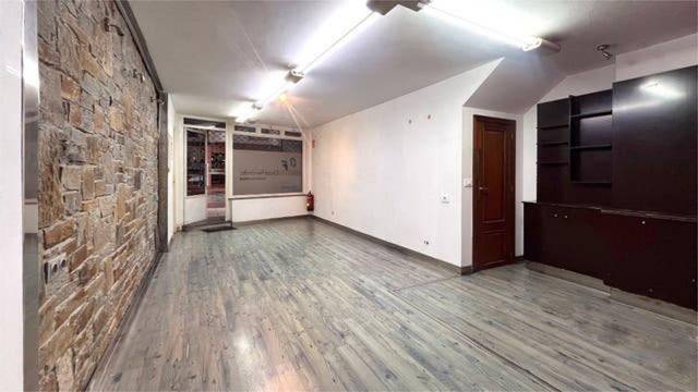 Local comercial en Alquiler en Vilaboa Sur