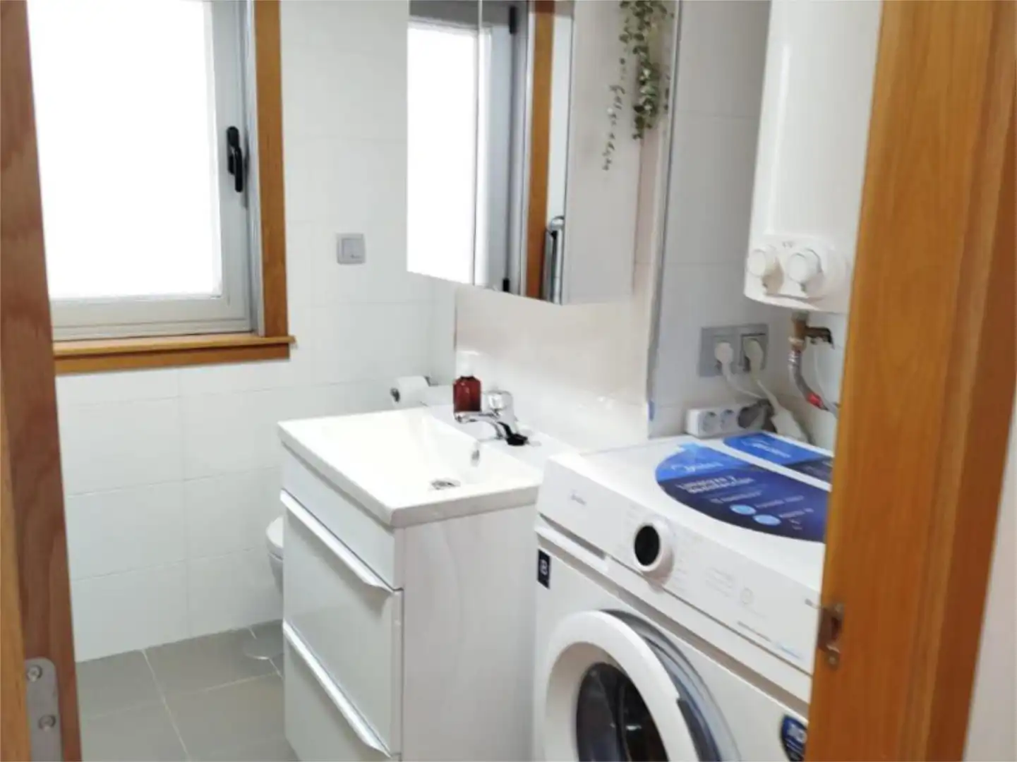 Flat for rent in Travesía de Arteixo, 290, Arteixo pueblo Bathroom of Flat for rent in Arteixo with Heating, Parquet flooring and Terrace