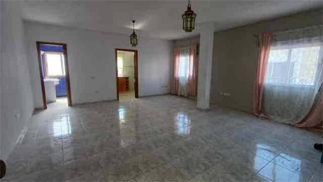 Casa adosada en Venta en Arico