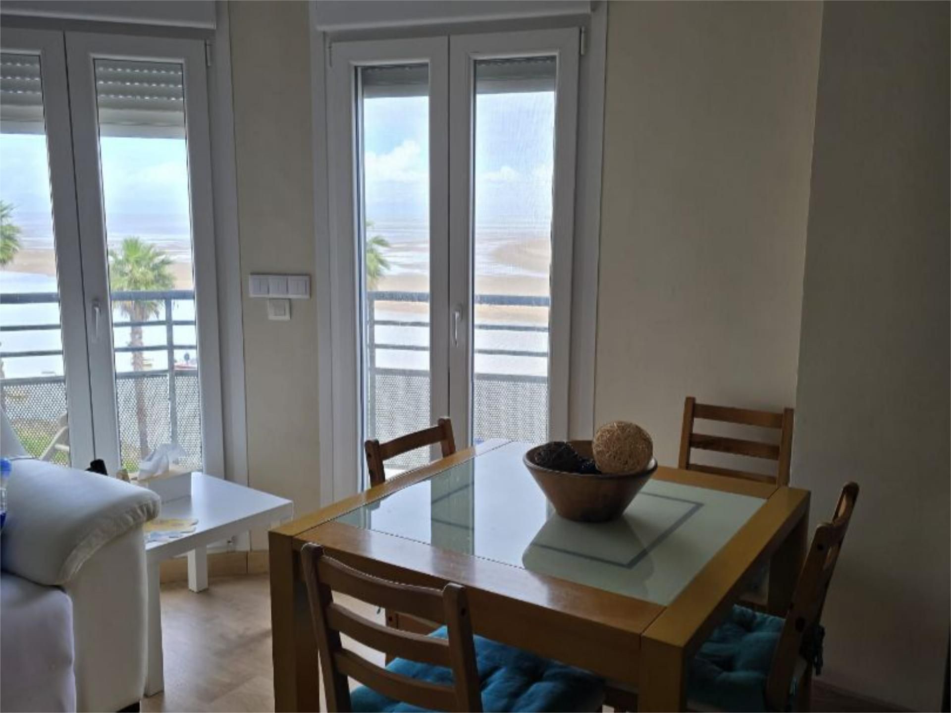 Piso en venta en Calle Brasil, 23, Barriada Río San Pedro Comedor de Piso en venta en Puerto Real con Aire acondicionado, Calefacción y Parquet