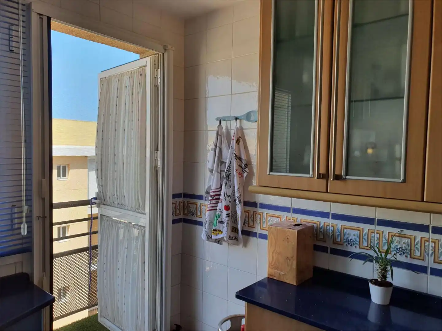 Wohnung zum Verkauf in Calle Brasil, 23, Barriada Río San Pedro Schlafzimmer von Wohnung zum Verkauf in Puerto Real mit Klimaanlage, Heizung und Parkett