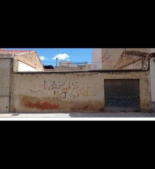 Finca rústica en venta en Calle Vasco de Gama, 5, Plaza Castelar - Mercado Central, Elda - imagen 1 Foto 1 de Finca rústica en venta en Calle Vasco de Gama, 5, Plaza Castelar - Mercado Central, Elda