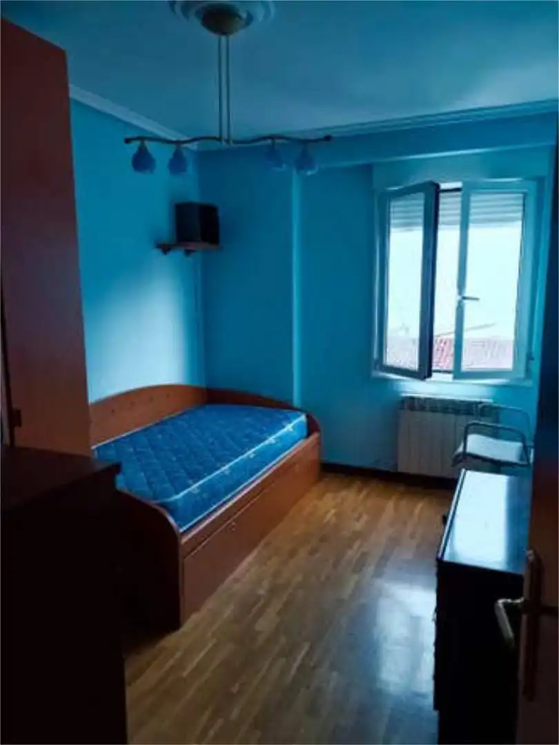 Habitación de Piso en venta en Miranda de Ebro con Trastero