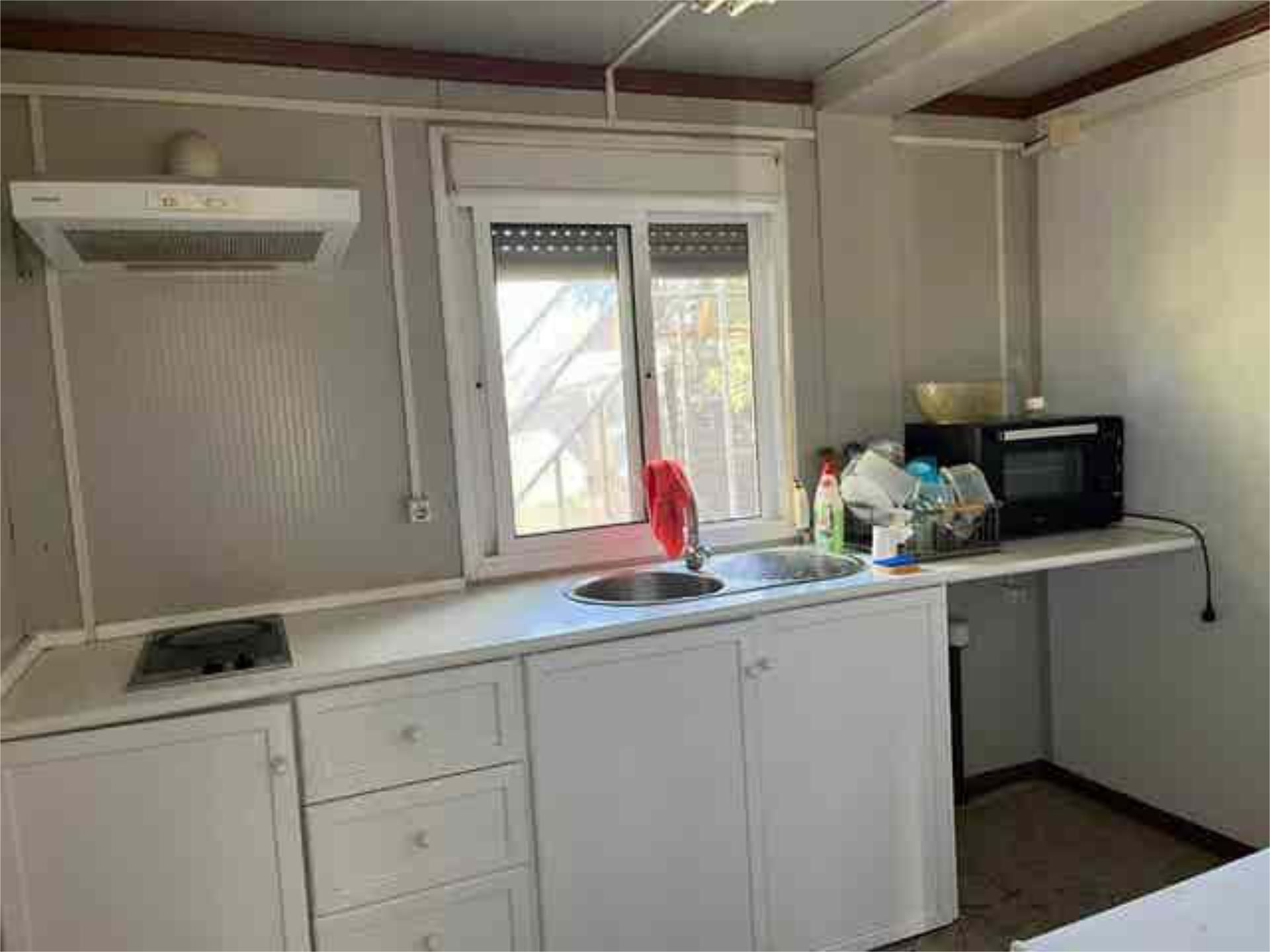 Cuina de Casa o xalet en venda en Utrera amb Jardí privat i Piscina