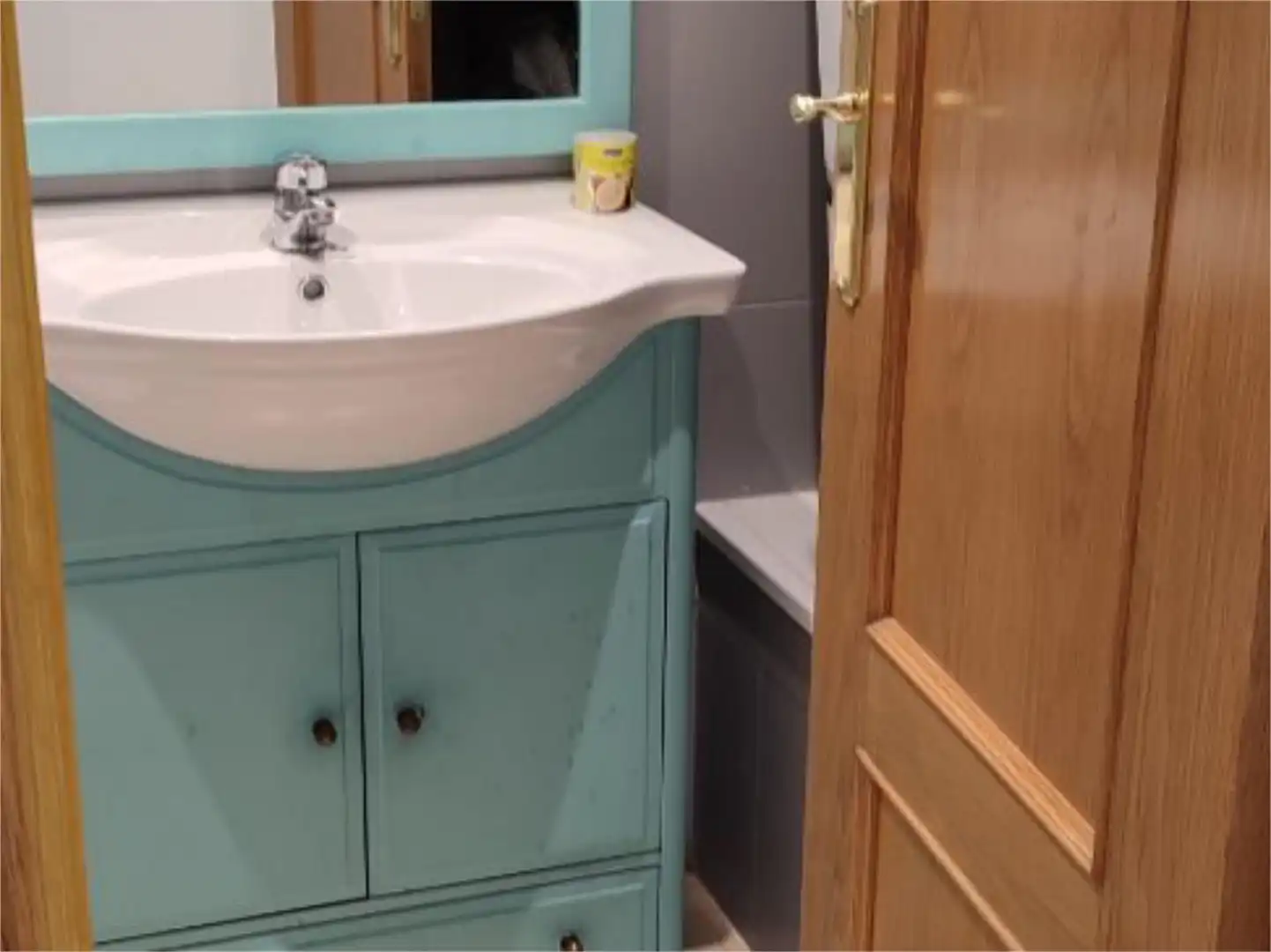 Flat for sale in Avenida del Agricultor, 52, Centro Bº Doscientas Bathroom of Flat for sale in Azuqueca de Henares with Air Conditioner