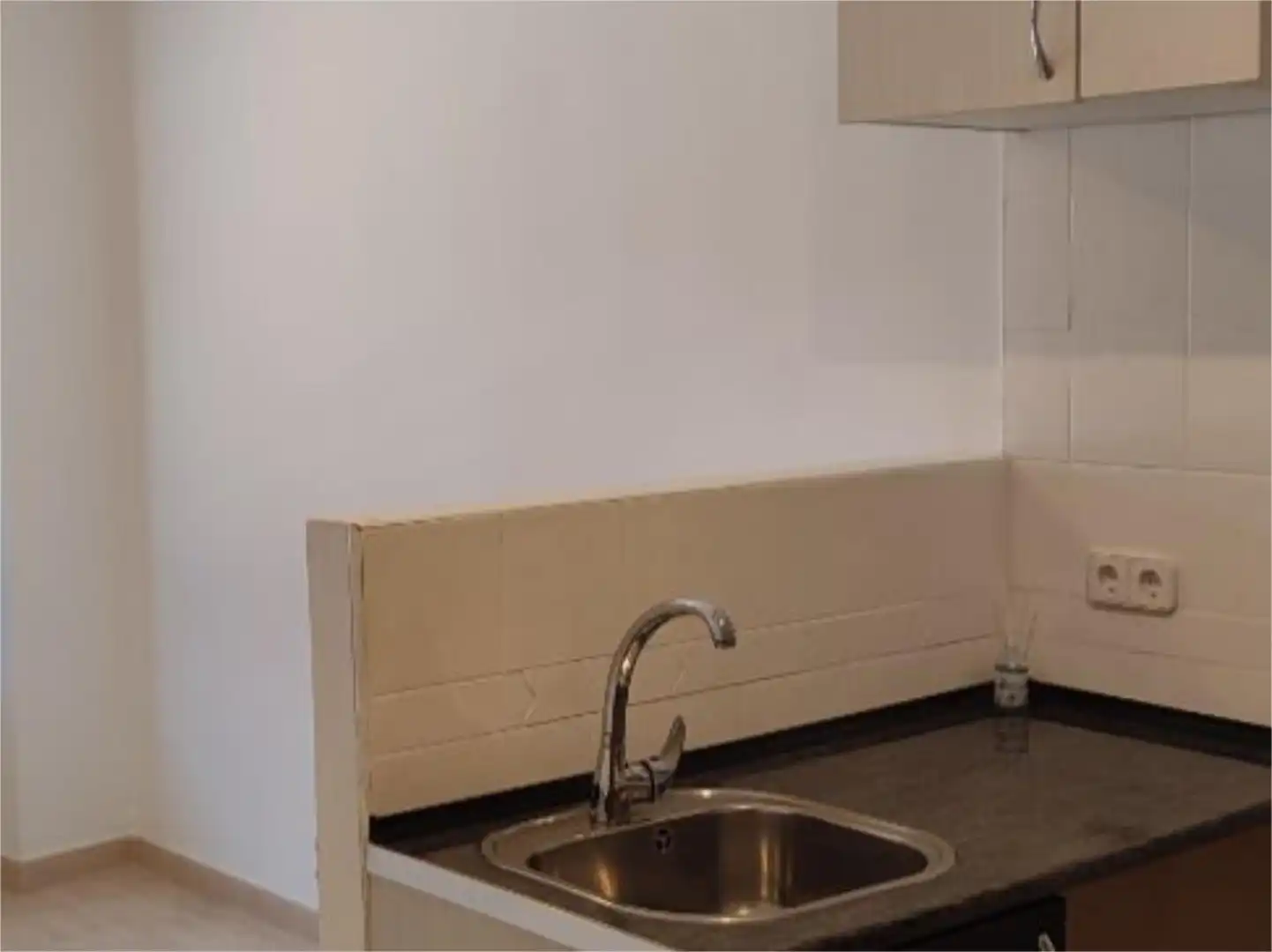 Flat for sale in Avenida del Agricultor, 52, Centro Bº Doscientas Kitchen of Flat for sale in Azuqueca de Henares with Air Conditioner