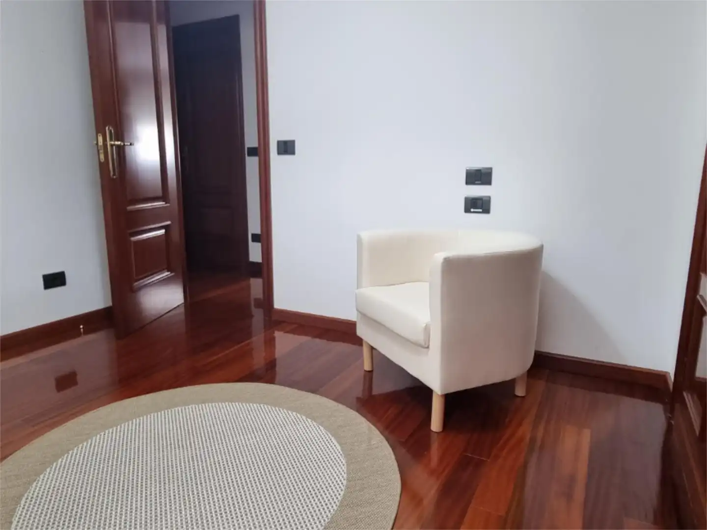 Pis de lloguer a Rúa Rosalía de Castro, 30, Vigo Sala d'estar de Pis de lloguer en Vigo amb Calefacció, Parquet i Traster