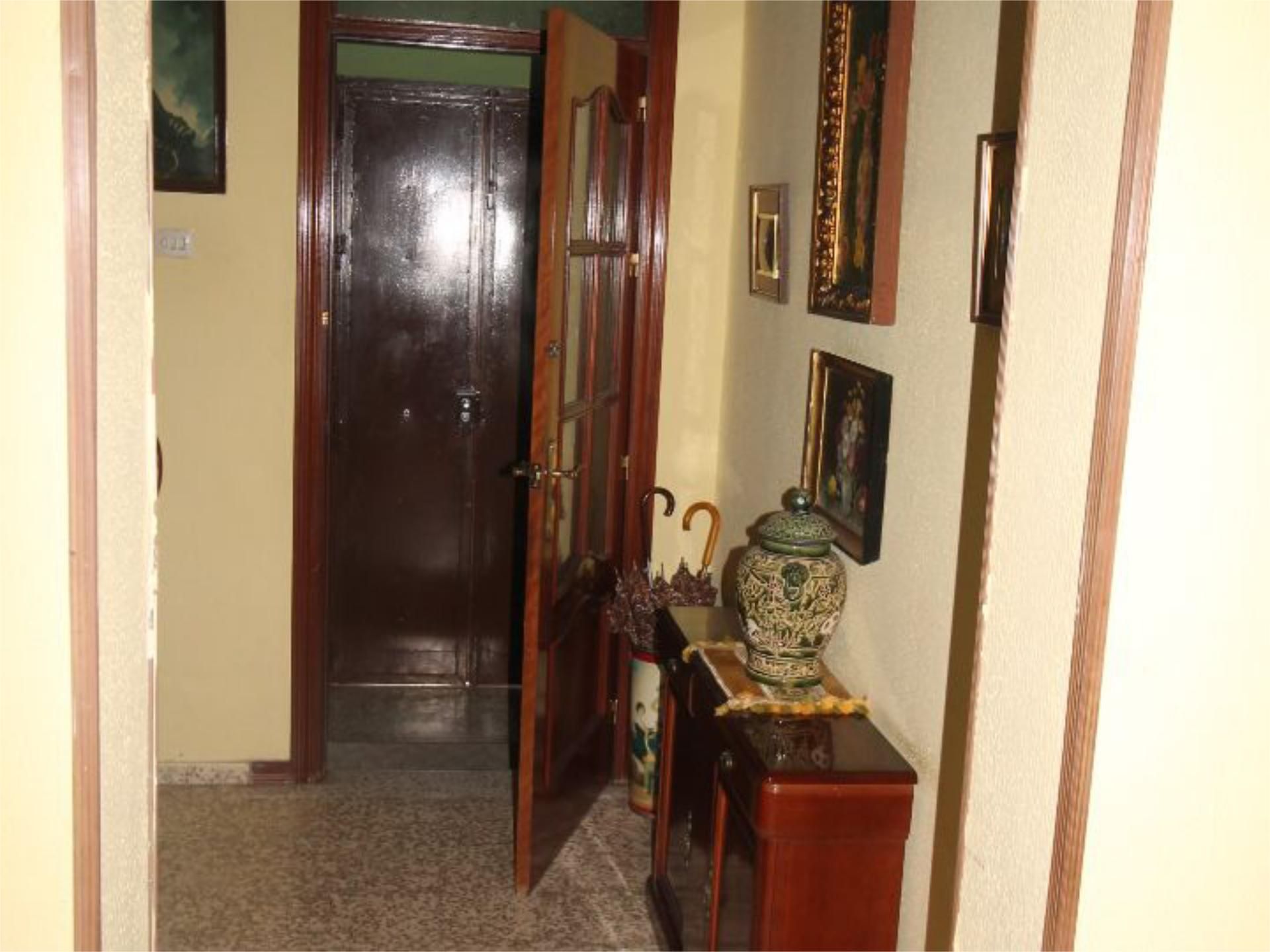 Casa adosada en venda en Castilleja de la Cuesta amb Aire condicionat