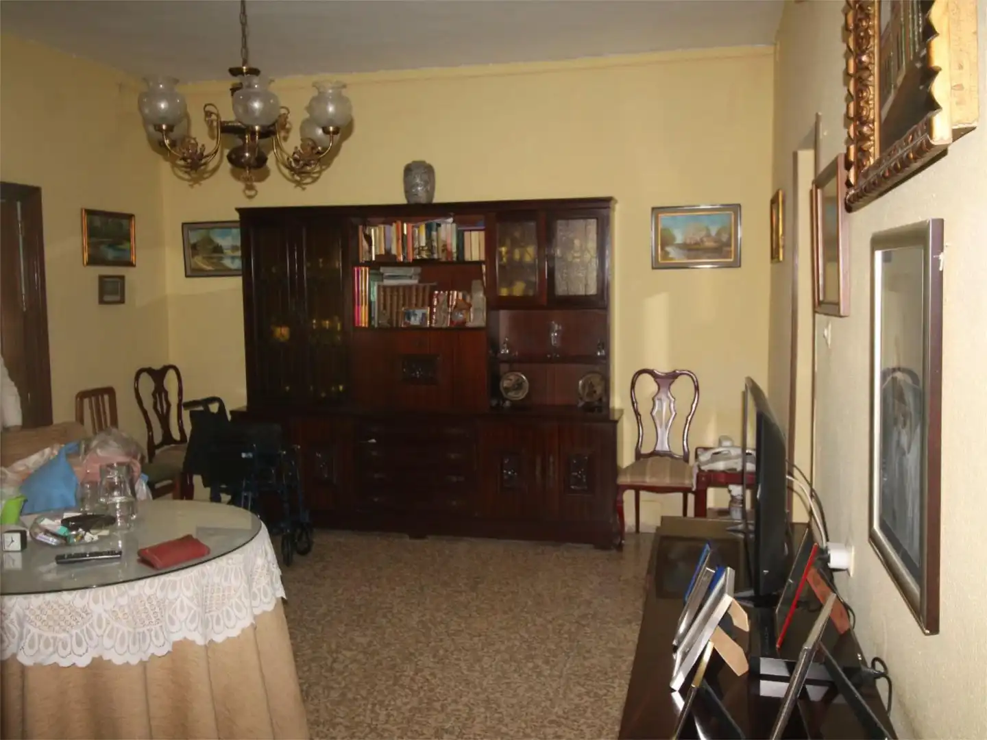 Casa adosada en venta en Castilleja de la Cuesta Sala de estar de Casa adosada en venta en Castilleja de la Cuesta con Aire acondicionado