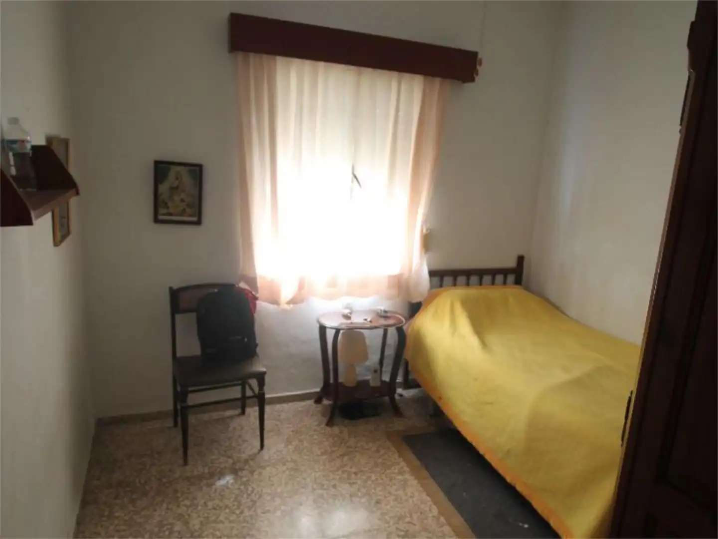 Casa adosada en venta en Castilleja de la Cuesta Habitación de Casa adosada en venta en Castilleja de la Cuesta con Aire acondicionado