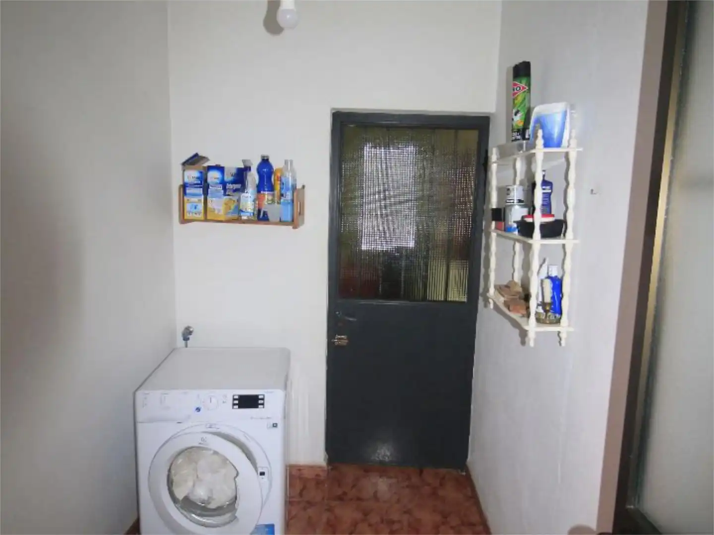 Casa adosada en venta en Castilleja de la Cuesta Baño de Casa adosada en venta en Castilleja de la Cuesta con Aire acondicionado
