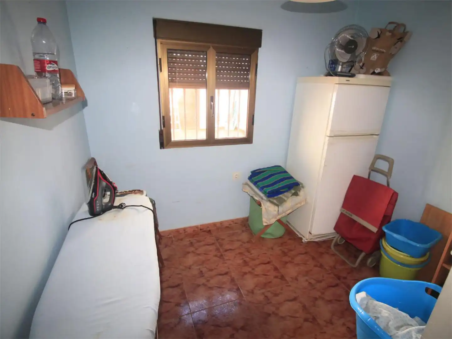 Casa adosada en venta en Castilleja de la Cuesta Habitación de Casa adosada en venta en Castilleja de la Cuesta con Aire acondicionado