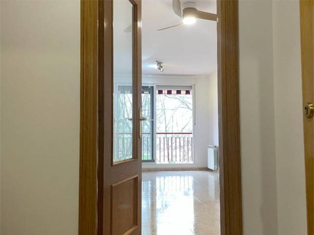 Piso en Alquiler en Calle Montañas de Covadonga, 87 en Cuevas - Ilustración