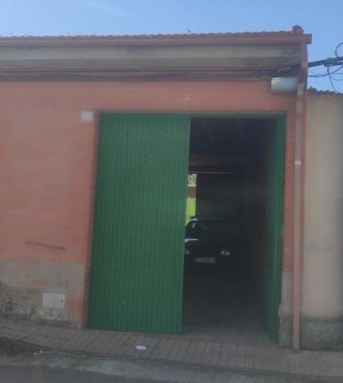 Terreno en venta en Calle Isabel la Católica, 12, Porzuna, Ciudad Real - imagen 1 Foto 1 de Terreno en venta en Calle Isabel la Católica, 12, Porzuna, Ciudad Real