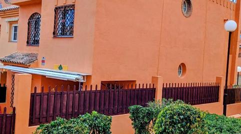 Foto 5 de Casa adosada en venta en Calle Pepa Flores González, 66, Lo Cea, Rincón de la Victoria