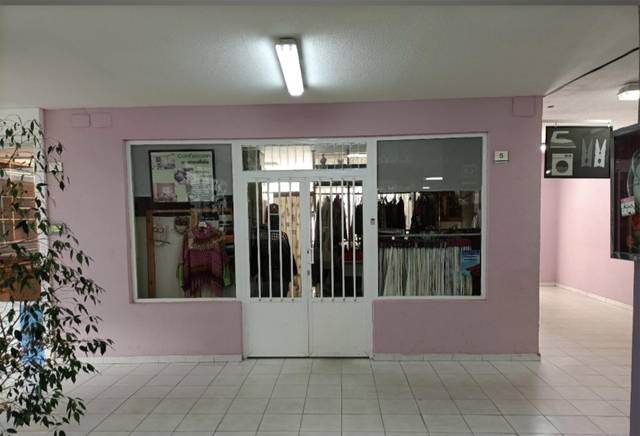 Local comercial en Alquiler en Avenida de Guadalajara, 20 en Cobeña