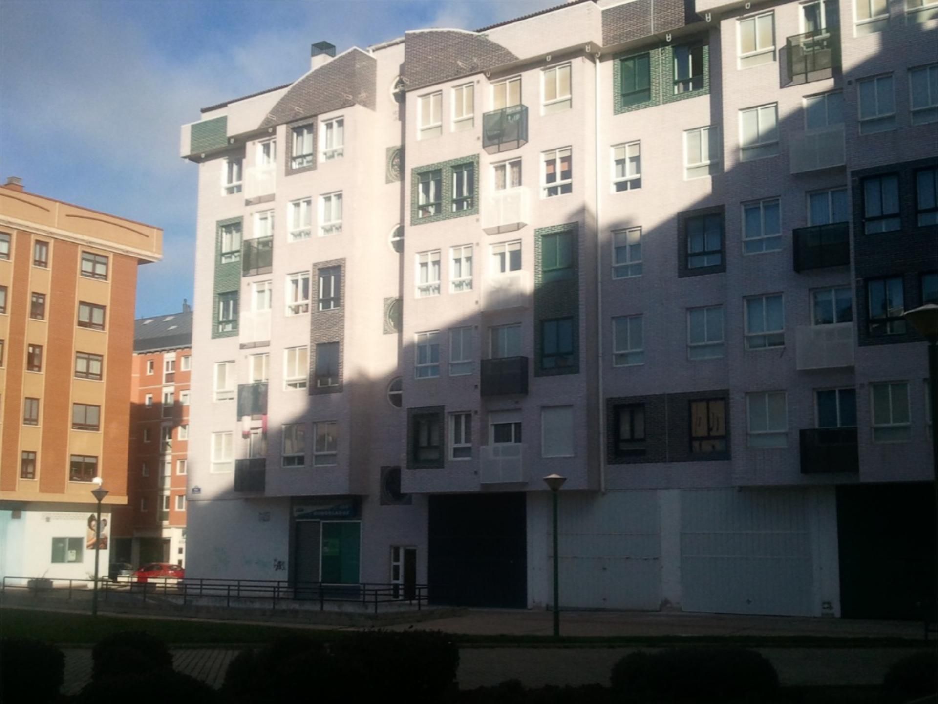 Flat for rent in Calle Rosa Chacel, 10, Villimar - V1 - V2 - S3 - S4 - San Cristobal Exterior view of Flat for rent in Burgos Capital with Heating, Parquet flooring and Furnished