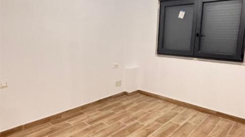 Foto 3 von Erdgeschoss zur Miete in Torrent de Can Mariner, 4, Horta,  Barcelona Capital