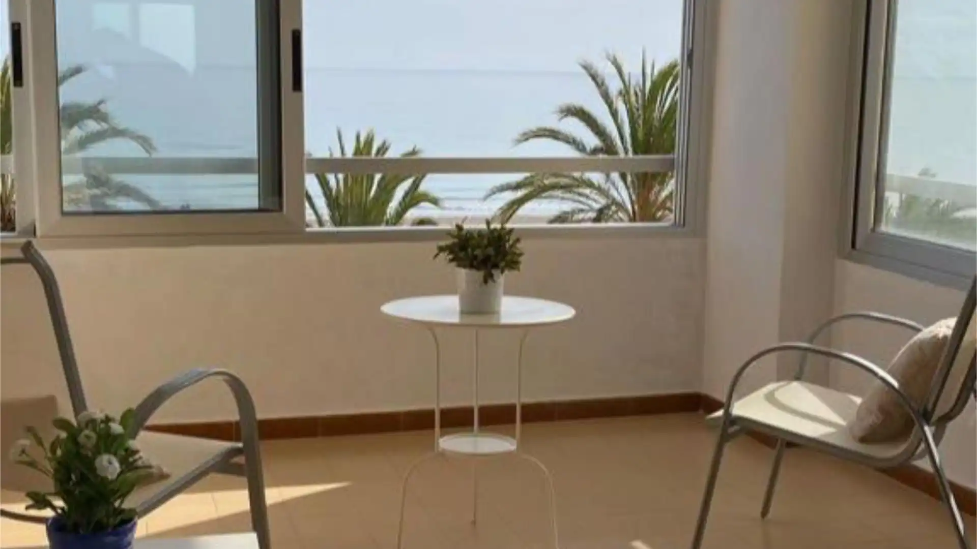 Dormitori de Pis en venda en Alicante / Alacant amb Aire condicionat i Piscina