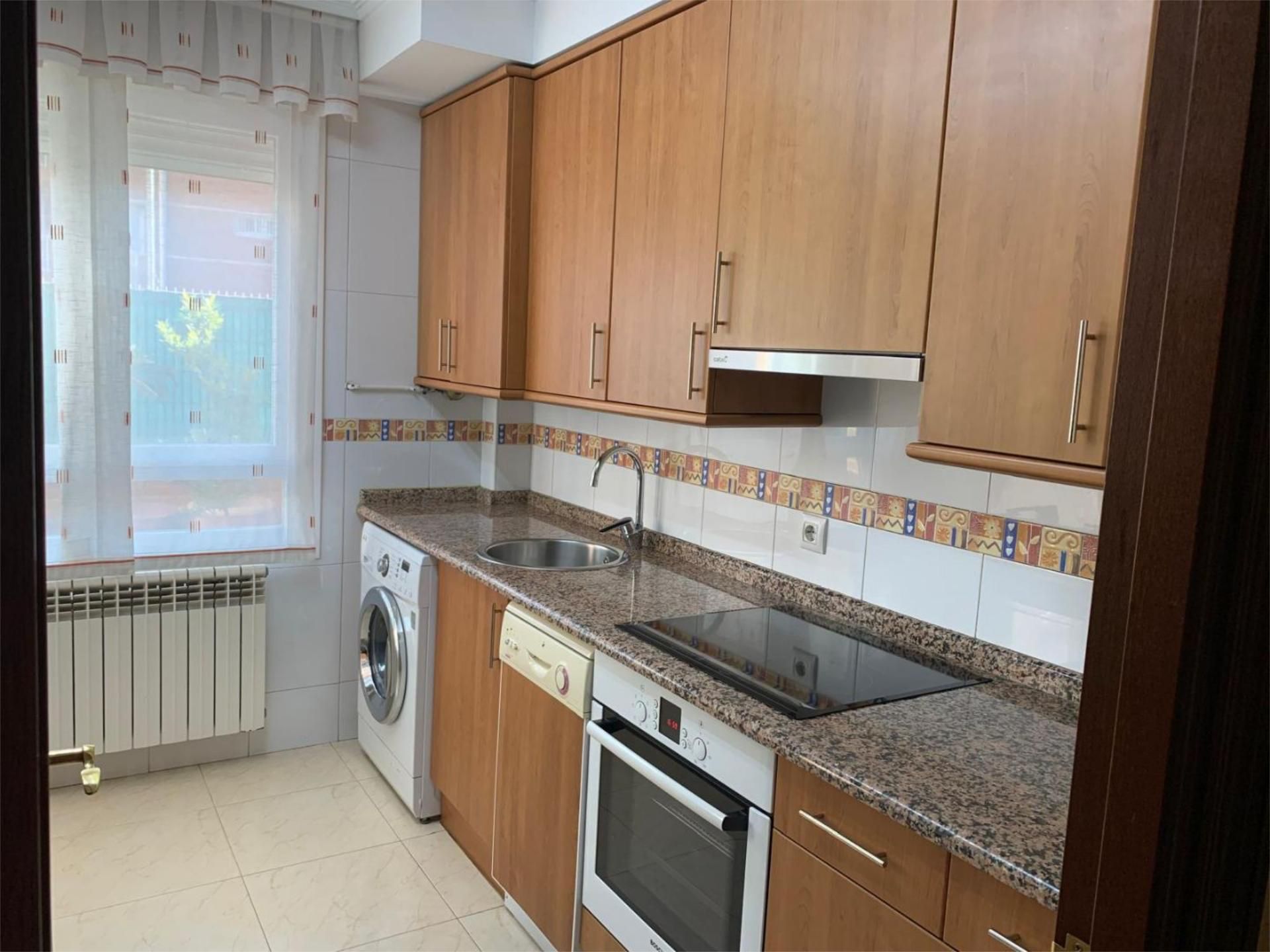 Cuina de Pis en venda en Nájera amb Calefacció, Parquet i Terrassa