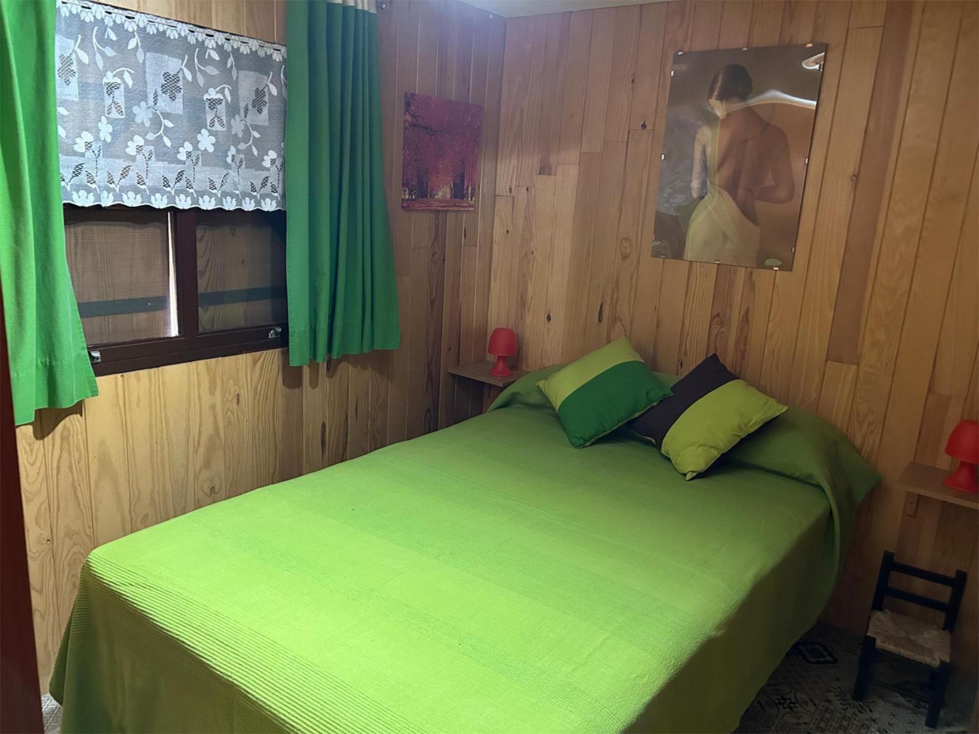 Dormitori de Planta baixa en venda en Navalagamella amb Aire condicionat, Calefacció i Jardí privat