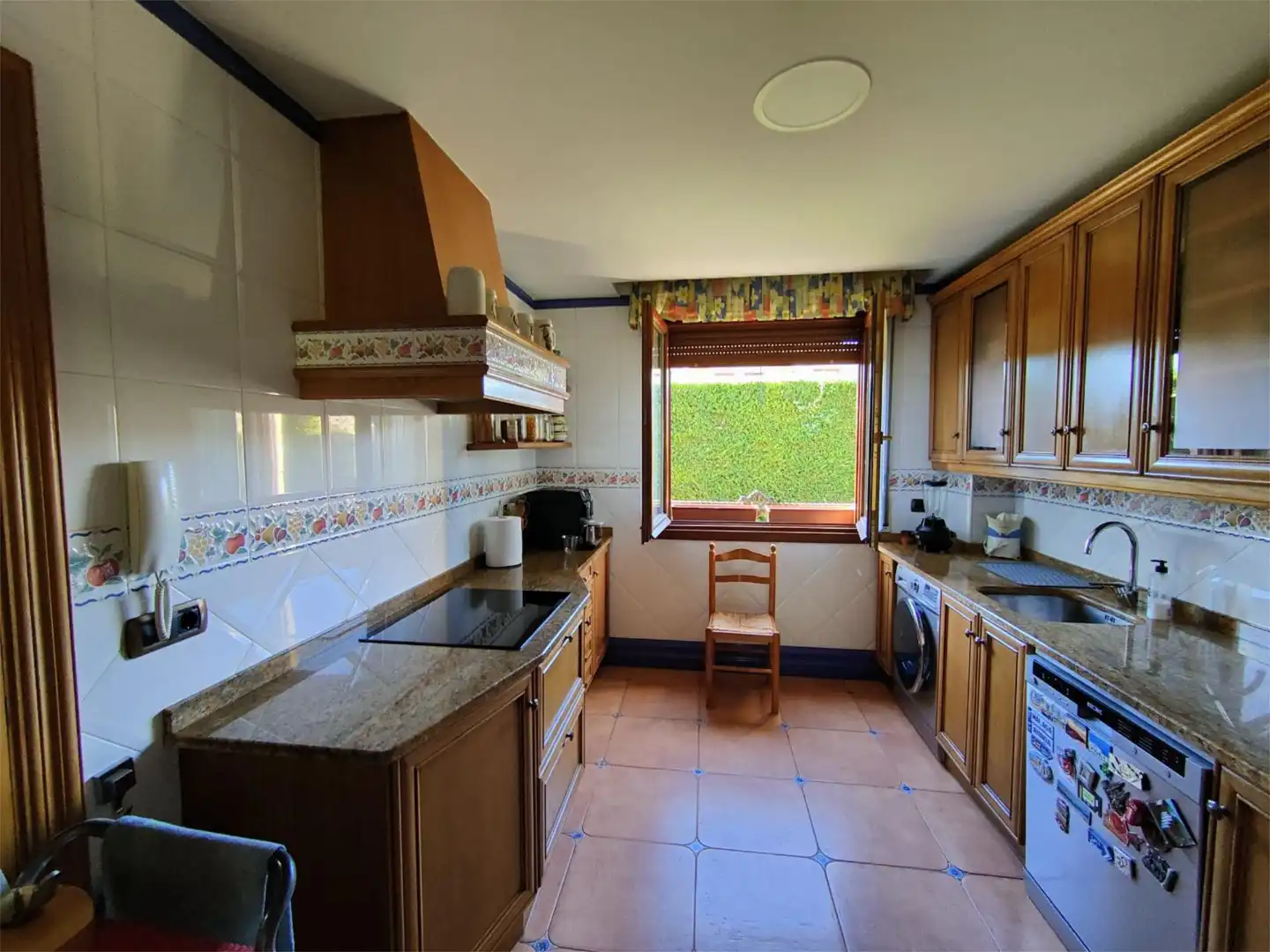 Kitchen of Houses for sale in Condado de Treviño