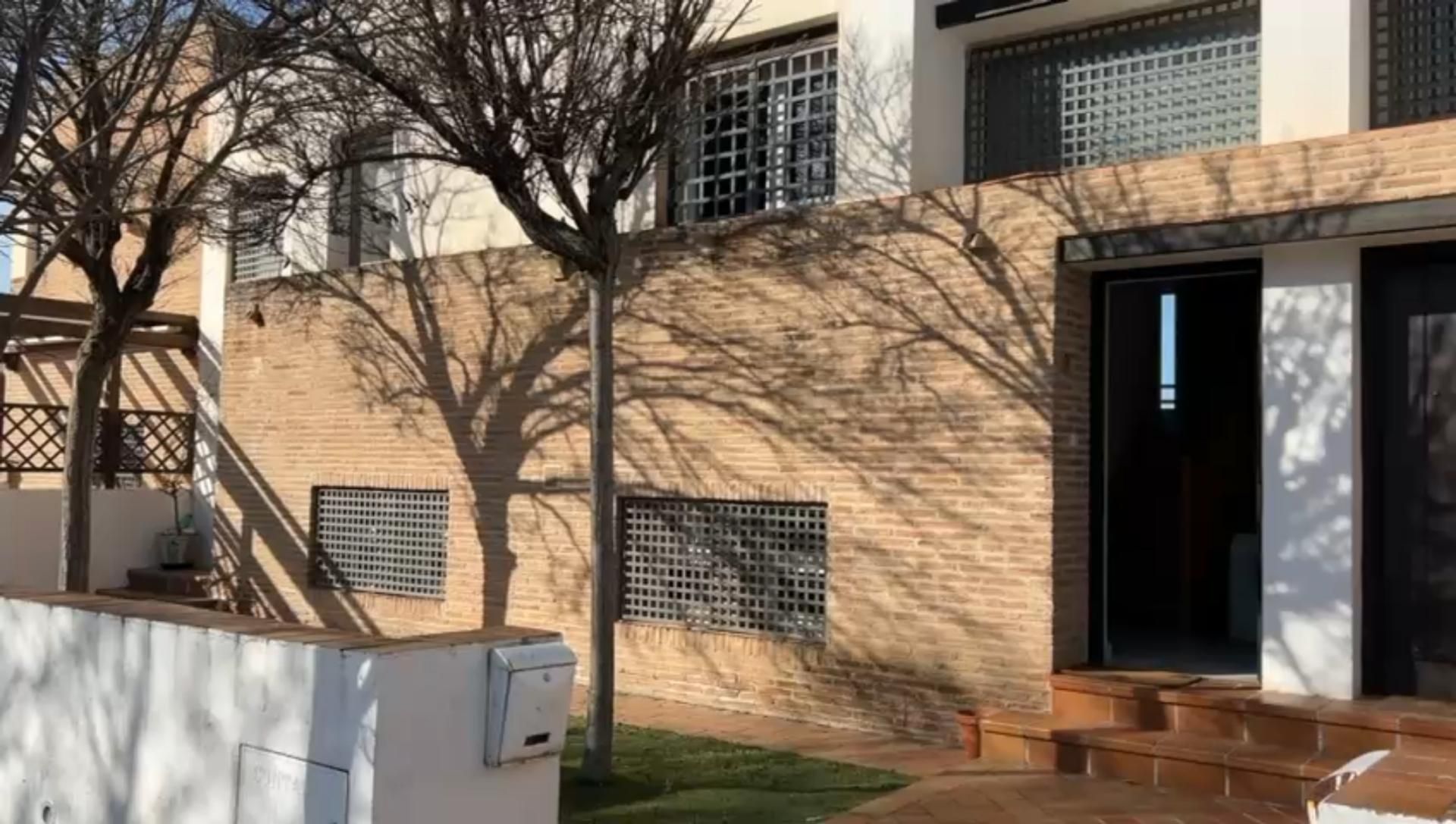 Exterior view of Houses for rent in Las Gabias  with Air Conditioner and Swimming Pool