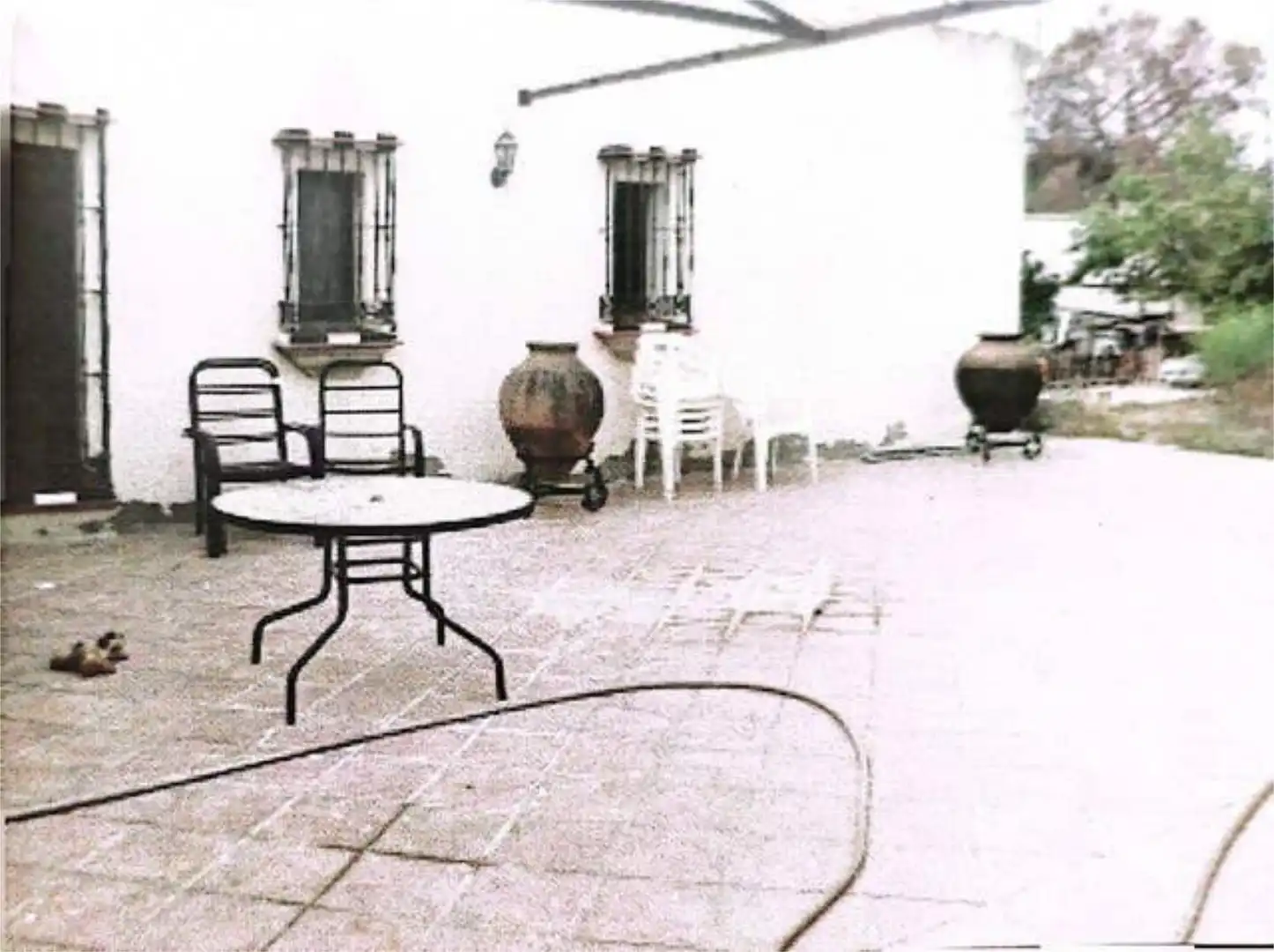 Einfamilien-Reihenhaus zum Verkauf in Entrenúcleos Terrasse von Einfamilien-Reihenhaus zum Verkauf in Dos Hermanas mit Terrasse und Schwimmbad