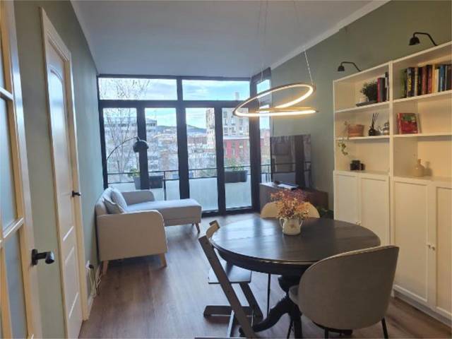 Piso en Venta en La Verneda i la Pau