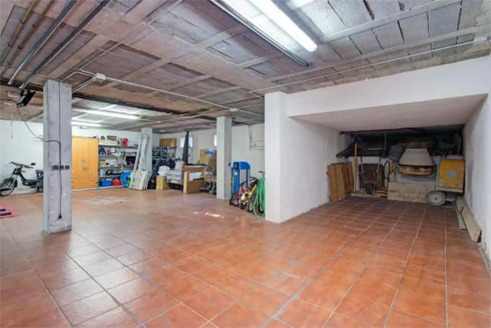 Casa adosada en venta en Villa de Otura con Terraza y Piscina