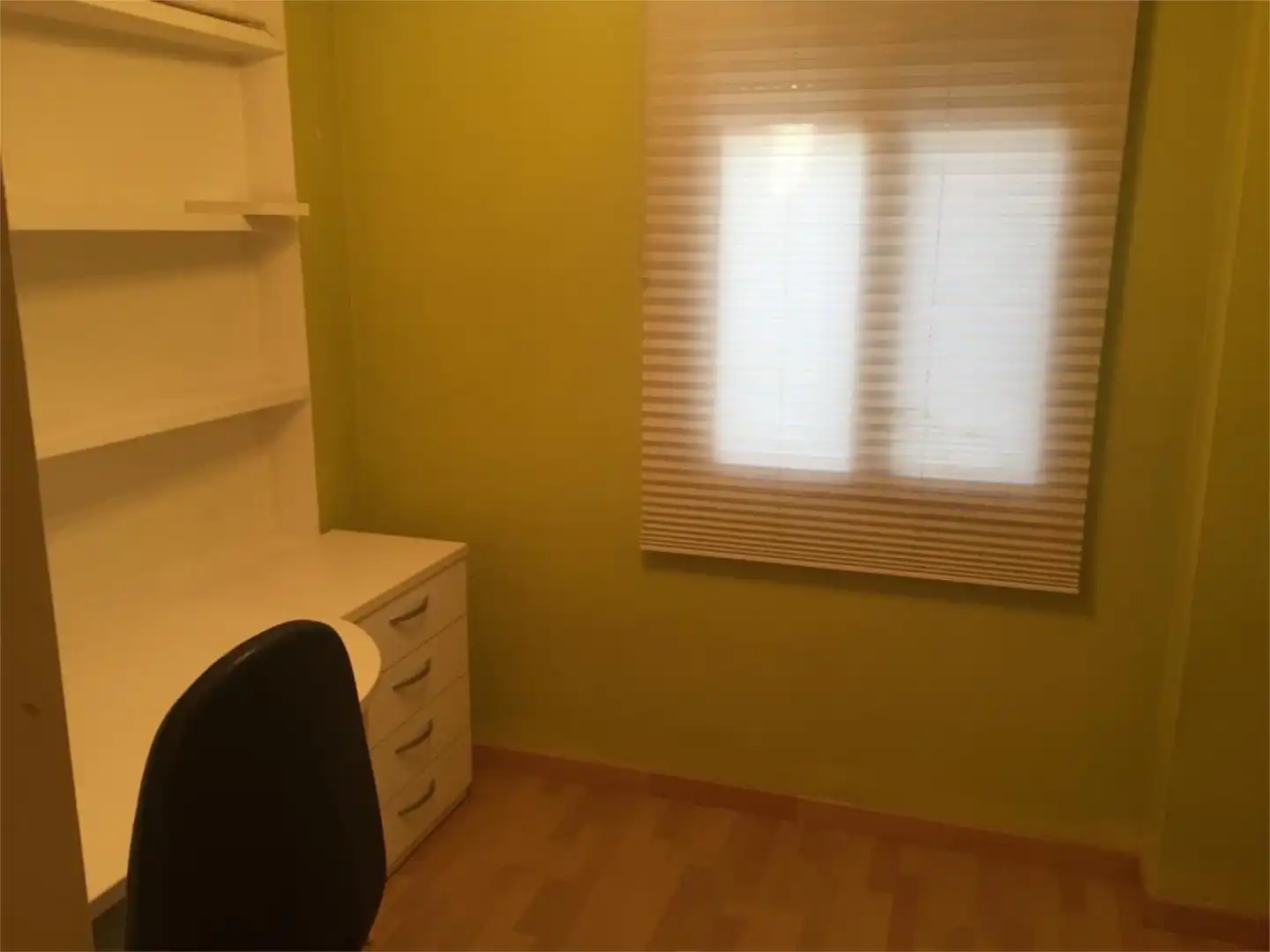 Flat for rent in Carrer d'Alboraia, 13, Trinitat Bedroom of Flat for rent in Valencia with Air Conditioner, Heating and Parquet flooring
