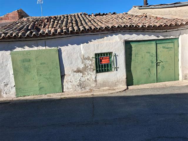 Trastero en Venta en Calle Correo, 27 en Rasueros