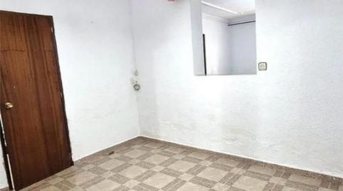 Foto 4 von Wohnung zum Verkauf in Calle Grecia, 66, Cerro de Reyes, Badajoz Capital