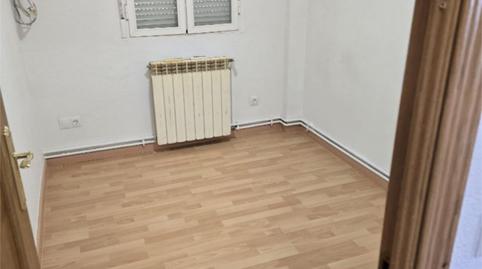 Foto 2 de Piso en venta en Calle del Puerto de Balbarán, 115, Palomeras Bajas,  Madrid Capital