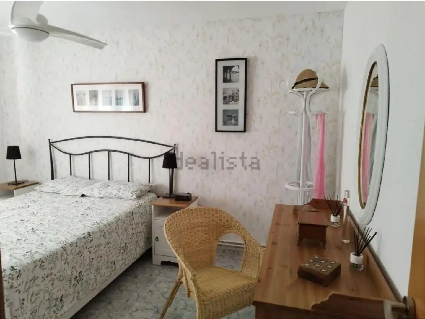 Schlafzimmer von Wohnung zum Verkauf in Badalona mit Balkon